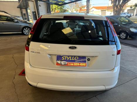 FORD Fiesta Hatch 1.6 4P FLEX, Foto 8
