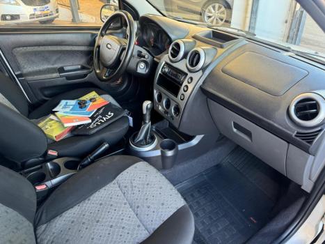 FORD Fiesta Hatch 1.6 4P FLEX, Foto 12