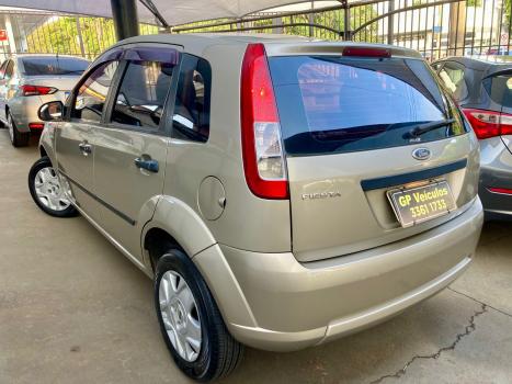 FORD Fiesta Hatch 1.0 4P FLEX, Foto 2