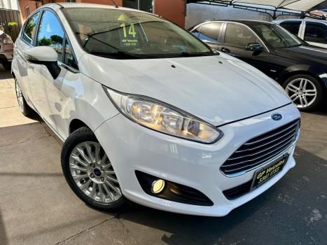 FORD Fiesta Hatch 1.6 16V 4P FLEX TITANIUM POWERSHIFT AUTOMTICO, Foto 3