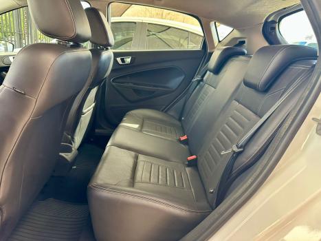 FORD Fiesta Hatch 1.6 16V 4P FLEX TITANIUM POWERSHIFT AUTOMTICO, Foto 7
