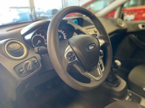 FORD Fiesta Hatch 1.6, Foto 3