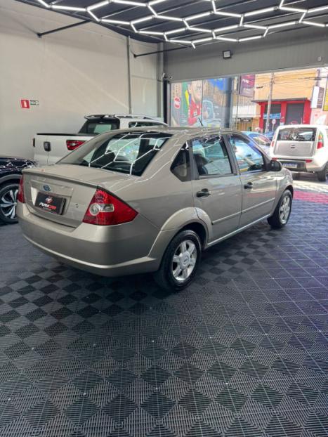 FORD Fiesta Sedan 1.6 4P FLEX, Foto 4