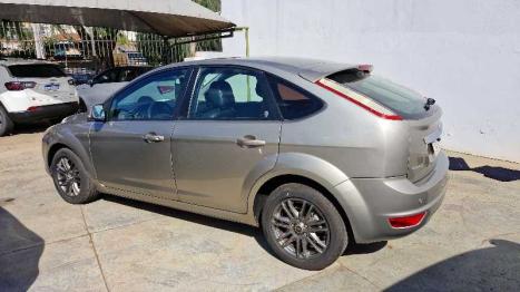 FORD Focus Hatch 2.0 16V 4P GHIA AUTOMTICO, Foto 3