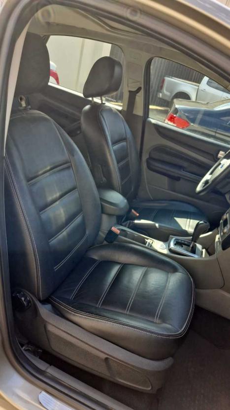 FORD Focus Hatch 2.0 16V 4P GHIA AUTOMTICO, Foto 7