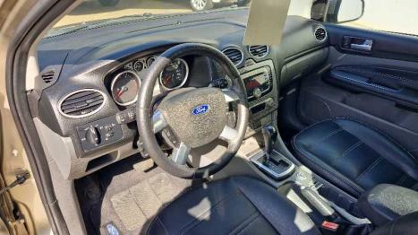 FORD Focus Hatch 2.0 16V 4P GHIA AUTOMTICO, Foto 10