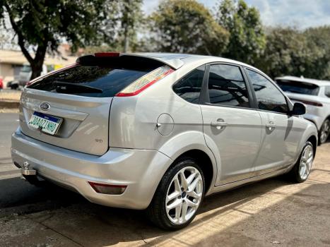 FORD Focus Hatch 2.0 16V 4P GLX FLEX, Foto 4