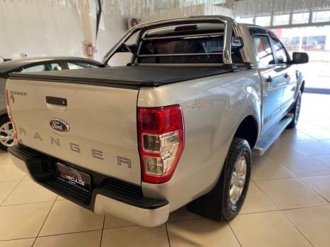 FORD Ranger 2.2 16V 4X4 XL DIESEL CABINE DUPLA, Foto 15