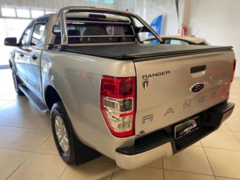FORD Ranger 2.2 16V 4X4 XL DIESEL CABINE DUPLA, Foto 17