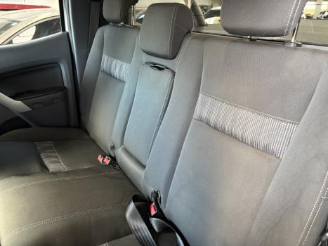 FORD Ranger 3.2 20V XLT 4X4 CABINE DUPLA TURBO DIESEL, Foto 8