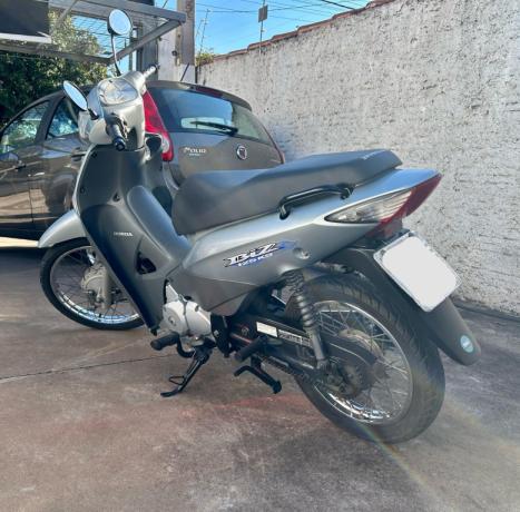 HONDA Biz 125 KS, Foto 3