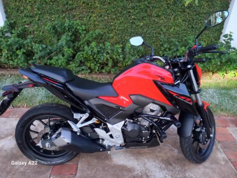HONDA CB 300 F Twister FLEX ABS, Foto 6