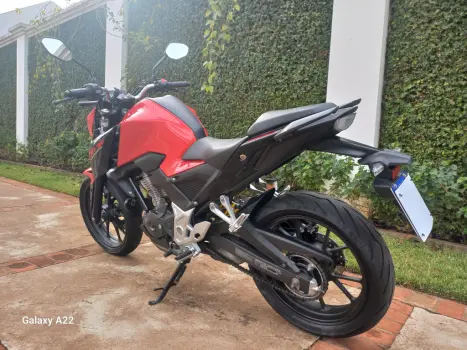 HONDA CB 300 F Twister FLEX ABS, Foto 4