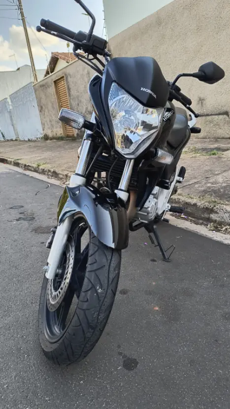 HONDA CB 300 R FLEX, Foto 2