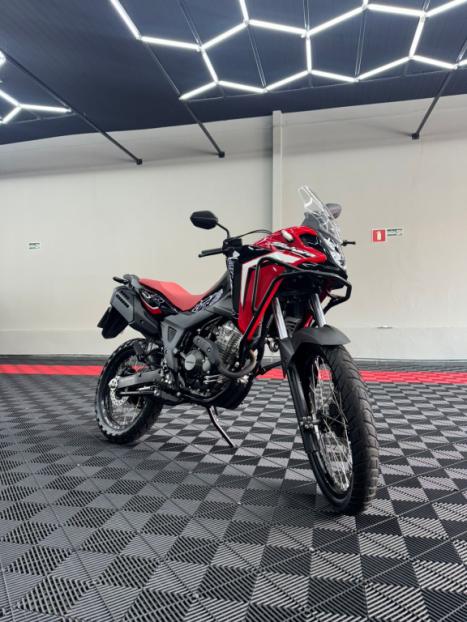 HONDA XRE 300 Sahara RALLYE, Foto 6