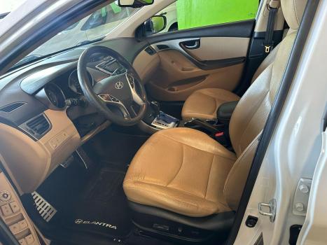 HYUNDAI Elantra 1.8 16V 4P, Foto 8