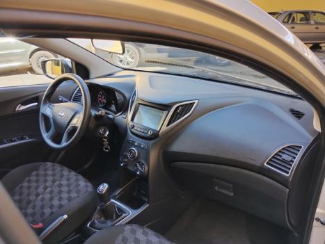 HYUNDAI HB 20 Hatch 1.6 16V 4P FLEX COMFORT PLUS, Foto 2