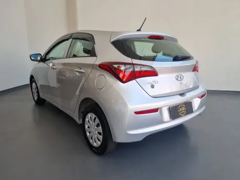 HYUNDAI HB 20 Hatch 1.0 12V 4P FLEX UNIQUE, Foto 6