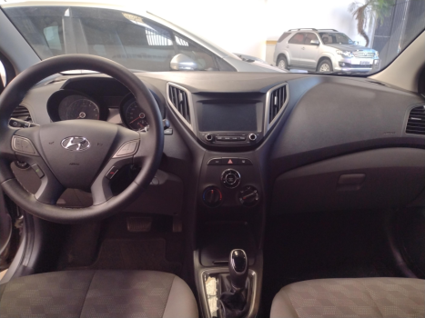 HYUNDAI HB 20 Sedan 1.6 16V 4P FLEX COMFORT PLUS AUTOMTICO, Foto 9