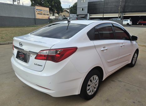 HYUNDAI HB 20 Sedan 1.6 16V 4P FLEX COMFORT PLUS, Foto 5