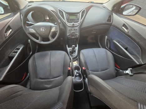 HYUNDAI HB 20 Sedan 1.6 16V 4P FLEX COMFORT PLUS, Foto 11