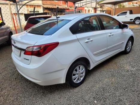 HYUNDAI HB 20 Sedan 1.6 16V 4P FLEX COMFORT PLUS, Foto 4