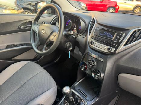 HYUNDAI HB 20 Sedan 1.0 12V 4P FLEX COMFORT PLUS, Foto 2