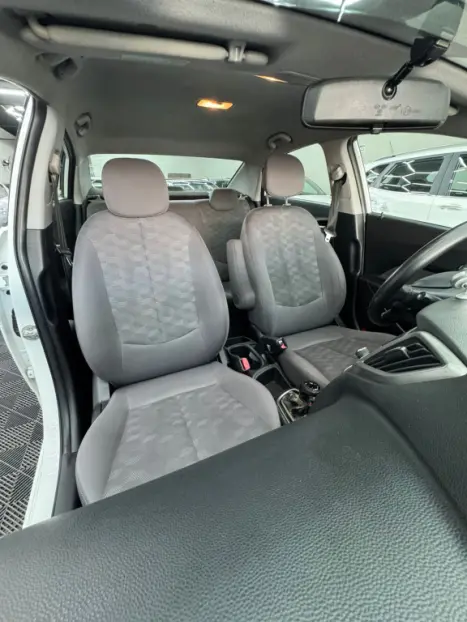 HYUNDAI HB 20 Sedan 1.6 16V 4P FLEX COMFORT PLUS AUTOMTICO, Foto 10