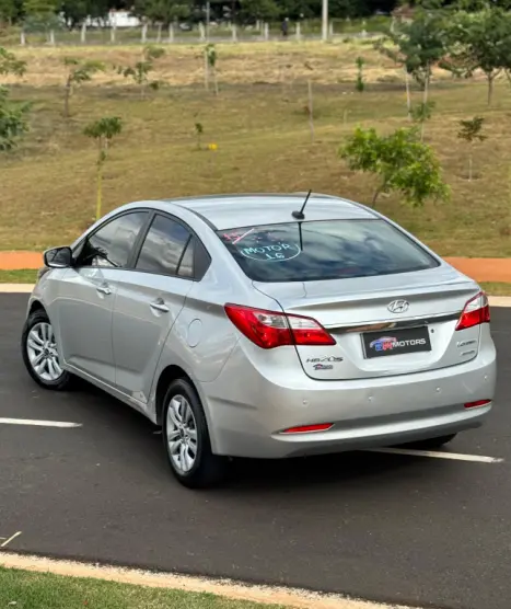 HYUNDAI HB 20 Sedan 1.6 16V 4P FLEX COMFORT AUTOMTICO, Foto 4