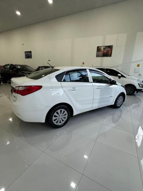 HYUNDAI HB 20 Sedan 1.6 16V 4P FLEX COMFORT PLUS, Foto 5