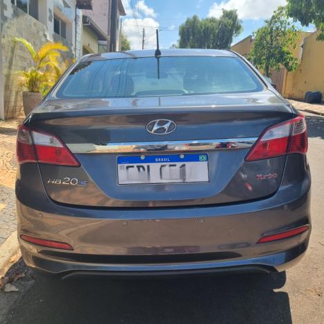 HYUNDAI HB 20 Sedan 1.0 12V 4P FLEX COMFORT PLUS TURBO, Foto 4