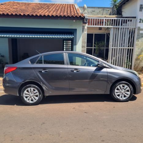 HYUNDAI HB 20 Sedan 1.0 12V 4P FLEX COMFORT PLUS TURBO, Foto 8