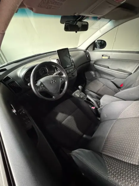 HYUNDAI I30 2.0 16V 4P AUTOMTICO, Foto 8