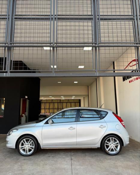 HYUNDAI I30 2.0 16V 4P, Foto 10