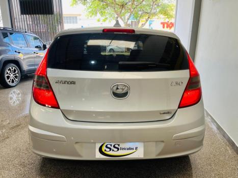 HYUNDAI I30 2.0 16V 4P GLS AUTOMTICO, Foto 2