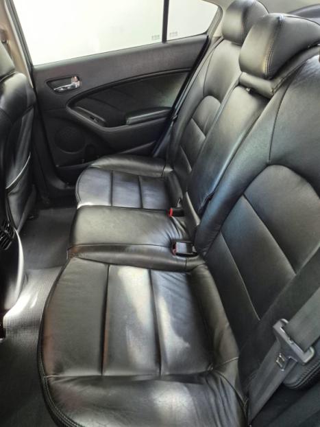KIA Cerato Sedan 1.6 16V 4P SX3 AUTOMTICO, Foto 9