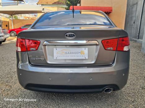 KIA Cerato Sedan 1.6 16V 4P SX3 AUTOMTICO, Foto 5