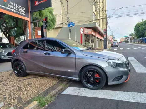 MERCEDES-BENZ A 200 1.6 16V 4P TURBO AUTOMTICO, Foto 2