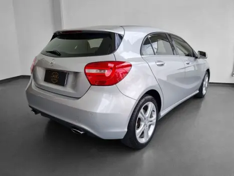MERCEDES-BENZ A 200 1.6 16V 4P TURBO AUTOMTICO, Foto 6