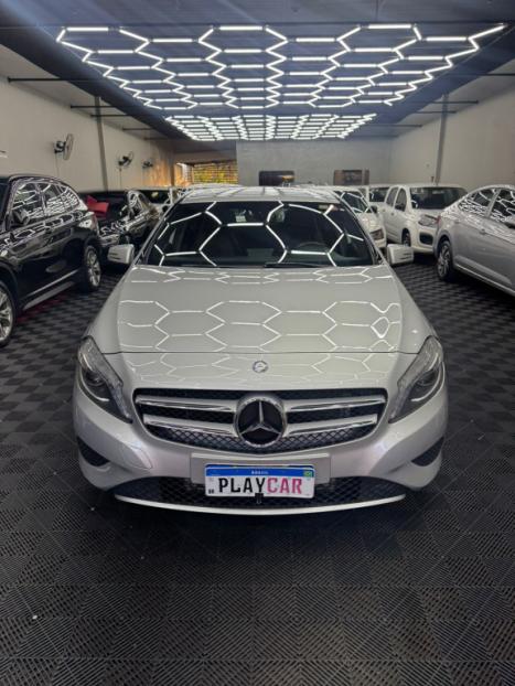 MERCEDES-BENZ A 200 1.6 16V 4P TURBO FLEX AUTOMTICO, Foto 2
