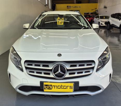 MERCEDES-BENZ GLA 200 1.3 16V 4P GCI STYLE 7G-DCT AUTOMTICO, Foto 2