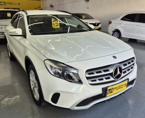 MERCEDES-BENZ GLA 200 1.3 16V 4P GCI STYLE 7G-DCT AUTOMTICO, Foto 3