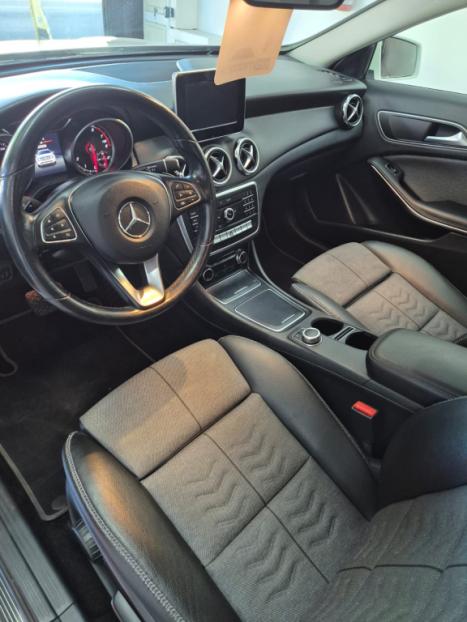 MERCEDES-BENZ GLA 200 1.3 16V 4P GCI STYLE 7G-DCT AUTOMTICO, Foto 7