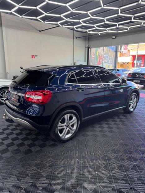 MERCEDES-BENZ GLA 200 1.6 16V 4P FLEX CGI STYLE TURBO AUTOMTICO, Foto 4