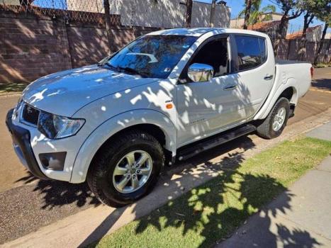 MITSUBISHI L 200 Triton 3.2 16V HPE 4X4 CABINE DUPLA TURBO DIESEL INTERCOOLER AUTOMTICO, Foto 1