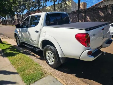 MITSUBISHI L 200 Triton 3.2 16V HPE 4X4 CABINE DUPLA TURBO DIESEL INTERCOOLER AUTOMTICO, Foto 6