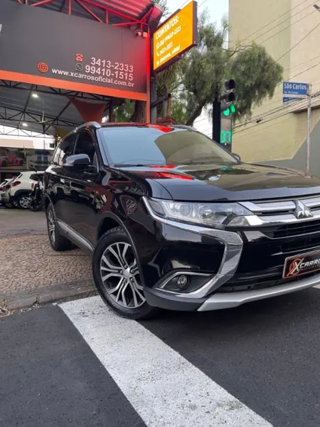 MITSUBISHI Outlander 3.0 V6 24V 4P GT4 4X4 AUTOMTICO, Foto 2