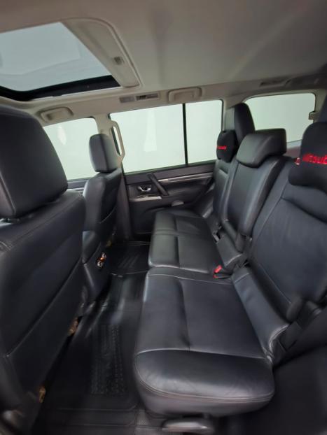 MITSUBISHI Pajero Full 3.8 V6 24V 4P GLS 4X4 AUTOMTICO, Foto 9