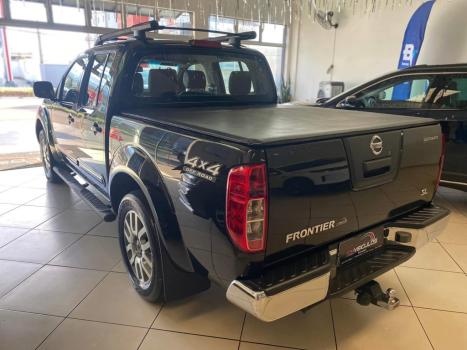 NISSAN Frontier 2.5 SL 4X4 TURBO DIESEL CABINE DUPLA AUTOMTICO, Foto 17