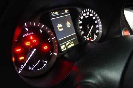NISSAN Frontier 2.5 LE 4X4 TURBO DIESEL CABINE DUPLA, Foto 12